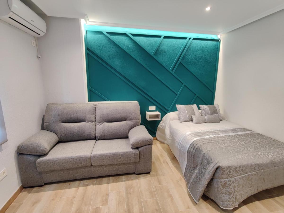 Duerme A Gusto - Tu Habitacion Acogedora En Torredonjimeno Exteriér fotografie