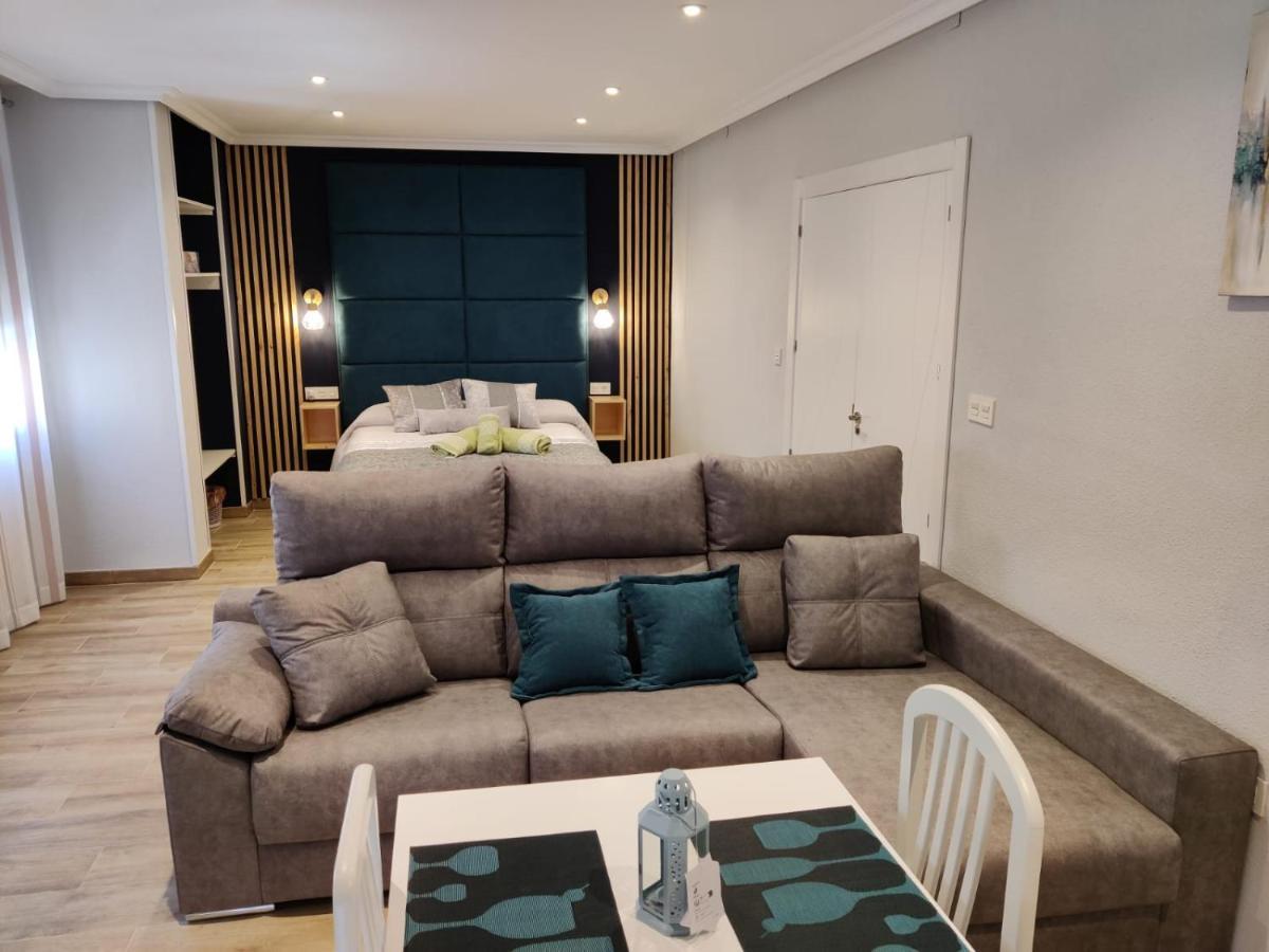 Duerme A Gusto - Tu Habitacion Acogedora En Torredonjimeno Exteriér fotografie