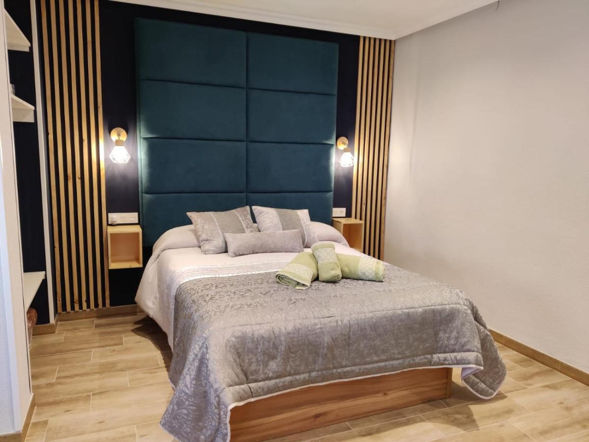 Duerme A Gusto - Tu Habitacion Acogedora En Torredonjimeno Exteriér fotografie