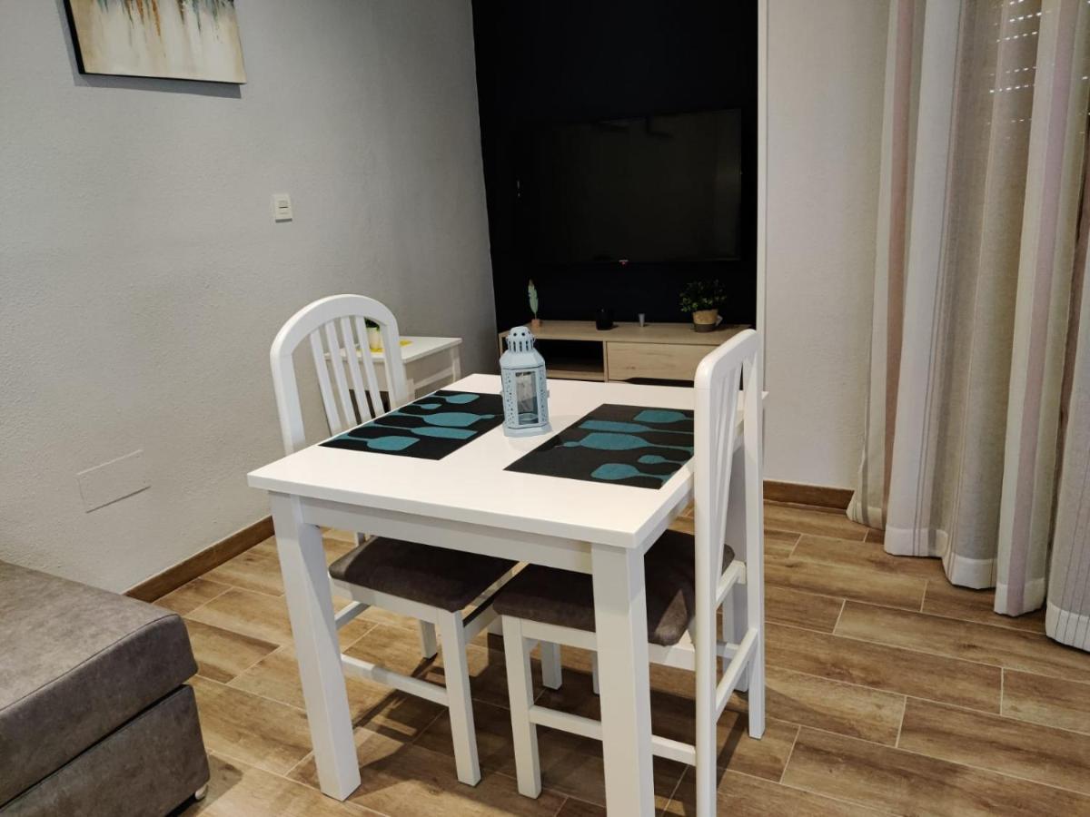 Duerme A Gusto - Tu Habitacion Acogedora En Torredonjimeno Exteriér fotografie